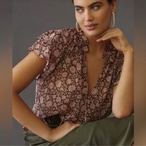 By Anthropologie V-Neck Flutter-Sleeve Sheer Lightweight Tie Neck Blouse XS